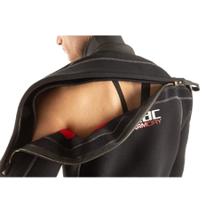 Seac Warm Dry 4mm Dry Suit Back Zipper Demonstration 