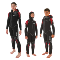SEAC First 5mm Youth Wetsuit, Three Children of Varying Sizes/Ages, Full-Body Front View